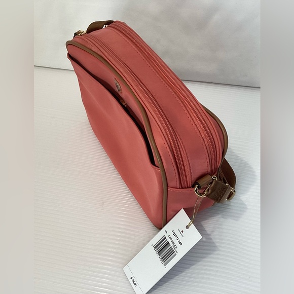Tommy Hilfiger Purse Cross Body Color Salmon Zippers Multiple Pockets Te… - Picture 5 of 12
